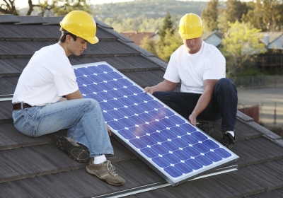 Afbeelding monteurs zonnepanelen